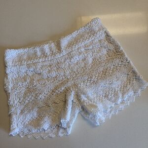 3 for $25 | LOFT | Size 00 | White Lace Women Shorts